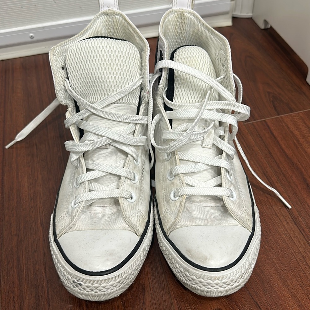 Converse Chuck Taylor All Star High top.